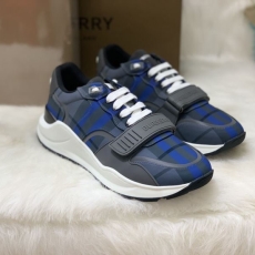 Burberry Low Shoes